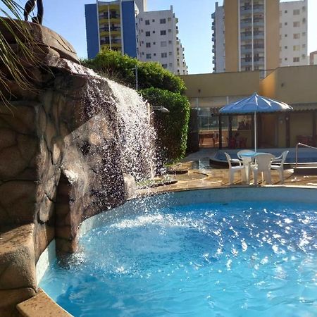 Aparthotel Flat com parque aquático Caldas Novas Exterior foto