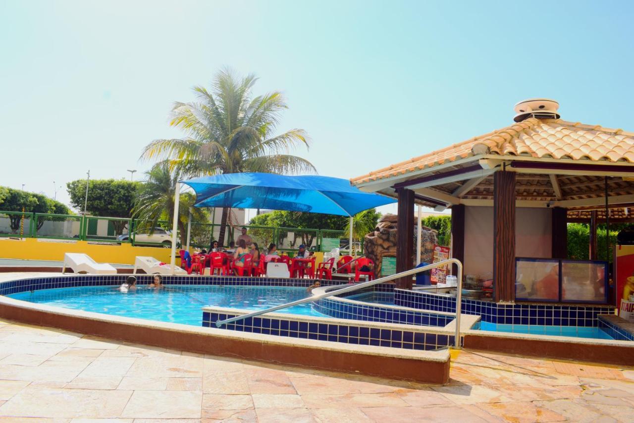 Aparthotel Flat com parque aquático Caldas Novas Exterior foto